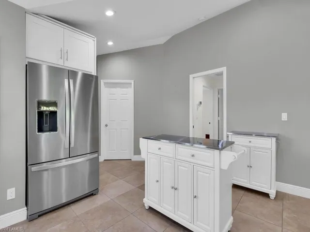 4922  Europa  DR, Naples, FL 34105