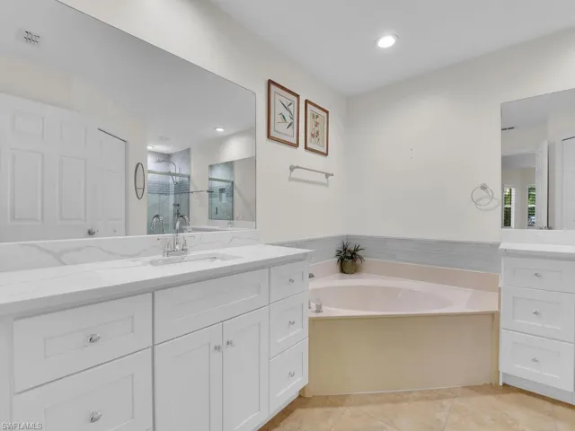 4922  Europa  DR, Naples, FL 34105