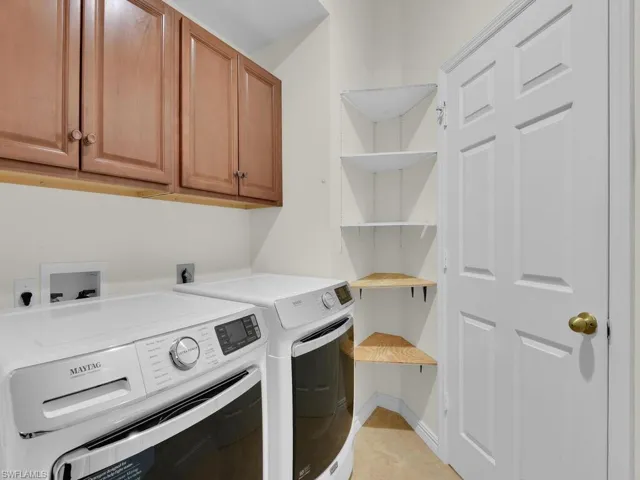 4922  Europa  DR, Naples, FL 34105
