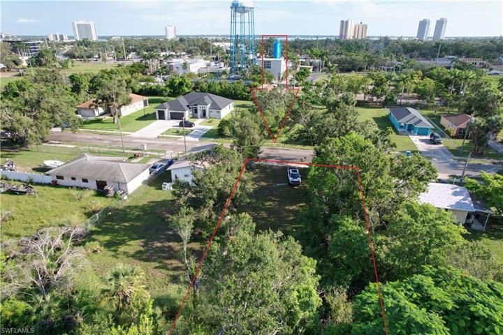 2648 Larmie ST, FORT MYERS FL 33916
