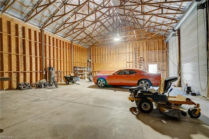 Talk about a man cave! This is a man UTOPIA!
