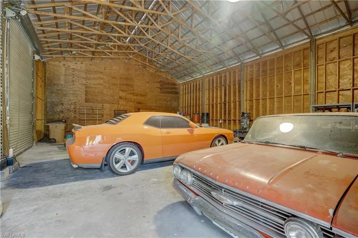 Another wide open opportunity to make this place your own!