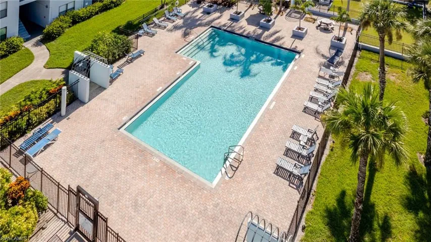 13515 Eagle Ridge Dr 524, Fort Myers, Florida 33912
