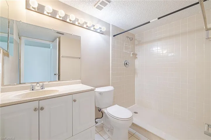 13515 Eagle Ridge Dr 524, Fort Myers, Florida 33912