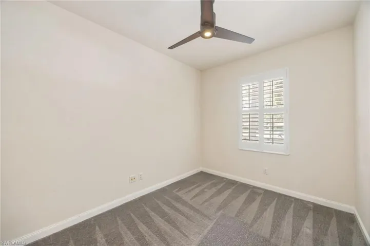 5429 Cove Cir 109, Naples, Florida 34119