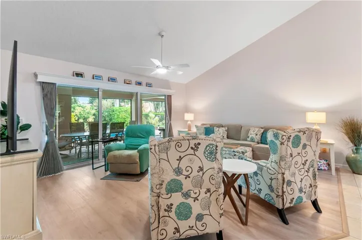 6041 Westbourgh Dr, Naples, Florida 34112