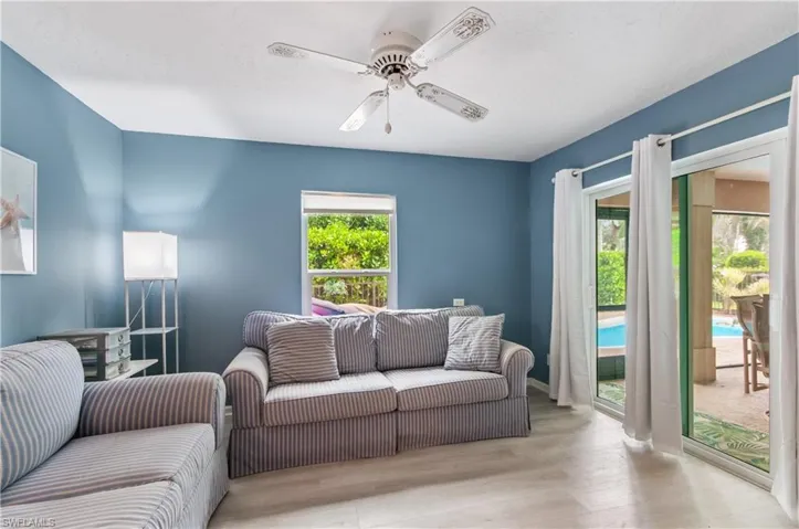6041 Westbourgh Dr, Naples, Florida 34112