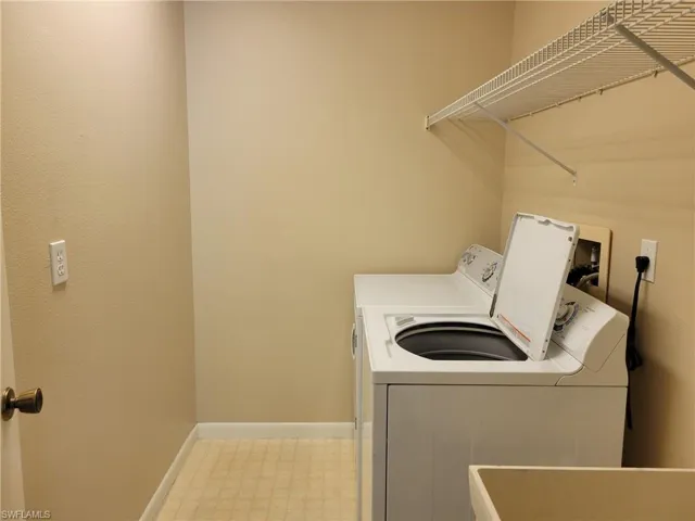 603  McGregor Park  CIR, Fort Myers, FL 33908