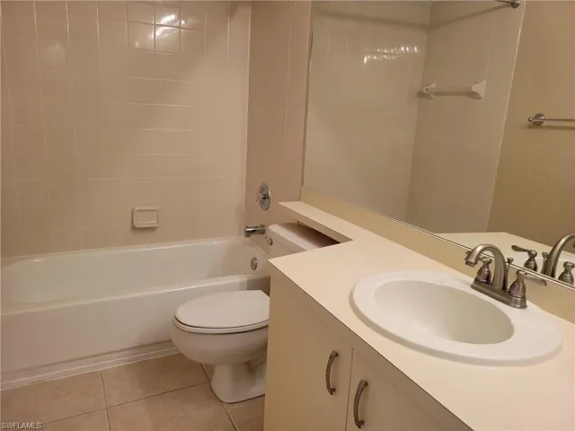 603  McGregor Park  CIR, Fort Myers, FL 33908