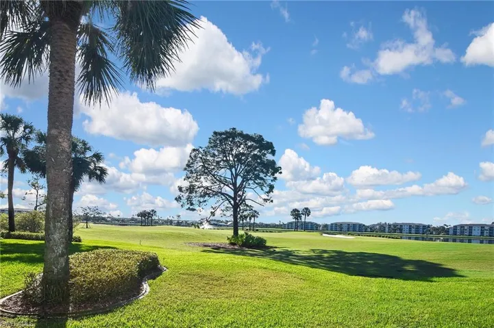 8066 Queen Palm Ln # 525, Fort Myers Fl 33966