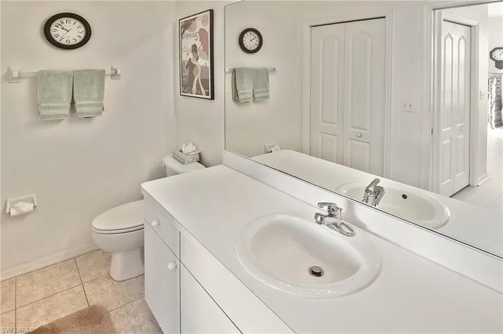 8066 Queen Palm Ln # 525, Fort Myers Fl 33966