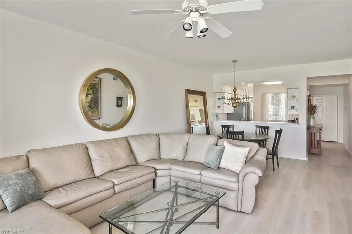 8066 Queen Palm Ln # 525, Fort Myers Fl 33966