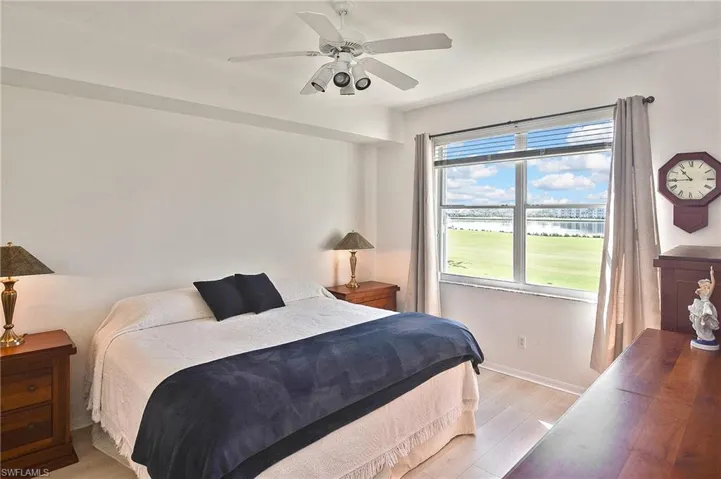 8066 Queen Palm Ln # 525, Fort Myers Fl 33966