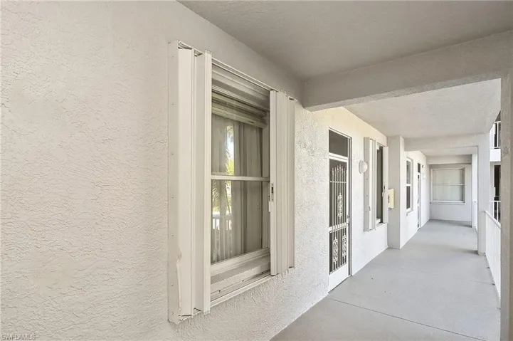 8066 Queen Palm Ln # 525, Fort Myers Fl 33966