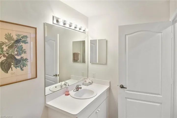 8066 Queen Palm Ln # 525, Fort Myers Fl 33966