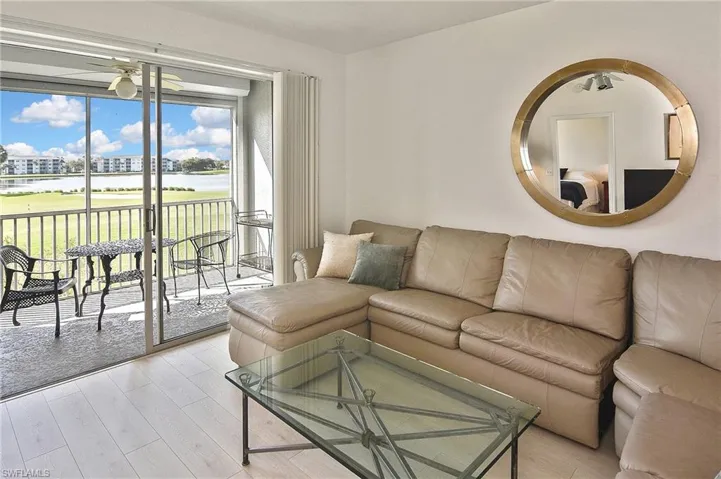8066 Queen Palm Ln # 525, Fort Myers Fl 33966