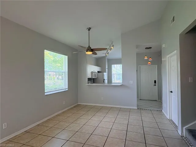 3619 Pine Oak Cir 108, Fort Myers, Florida 33916