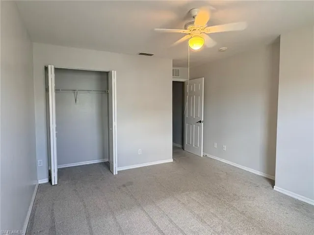 3619 Pine Oak Cir 108, Fort Myers, Florida 33916