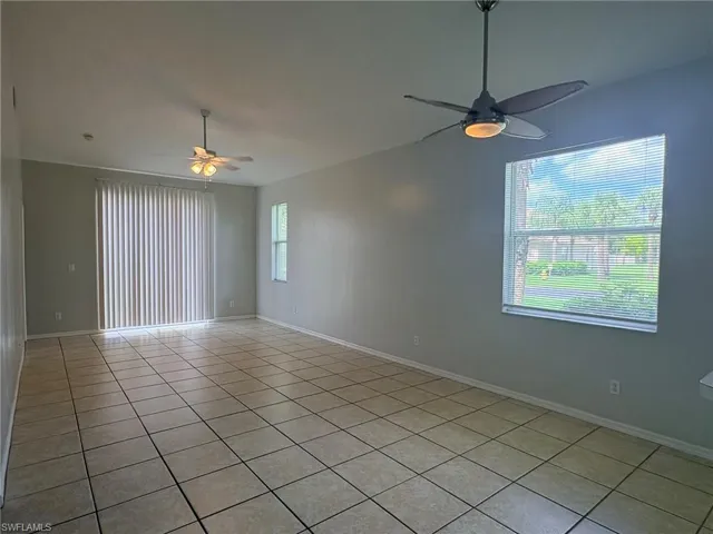 3619 Pine Oak Cir 108, Fort Myers, Florida 33916