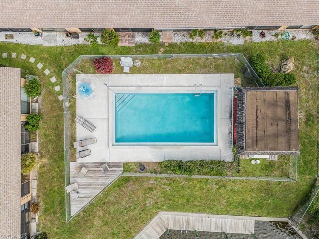 beautiful pool!