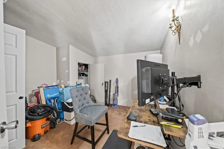 4th Bedroom w/Carpet