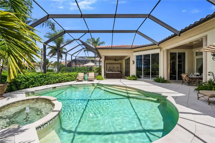 2045 Isla Vista Ln, Naples, Florida 34105