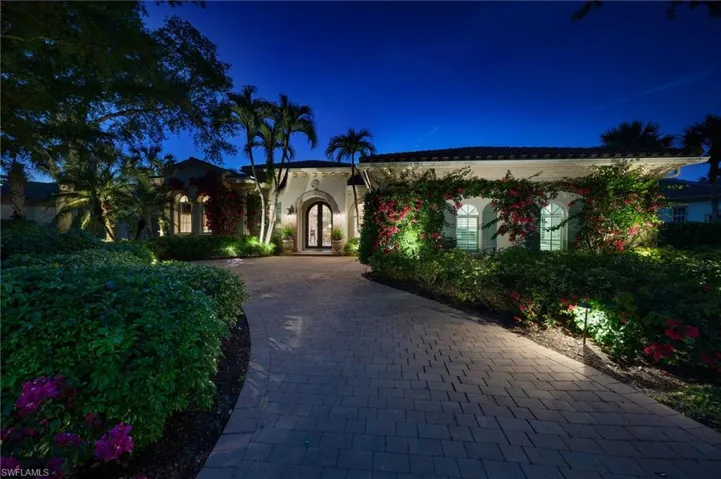 2045 Isla Vista Ln, Naples, Florida 34105
