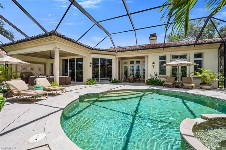 2045 Isla Vista Ln, Naples, Florida 34105