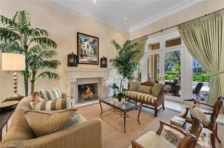 2045 Isla Vista Ln, Naples, Florida 34105