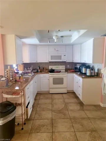 1624 Country Club Pkwy, Lehigh Acres Fl 33936