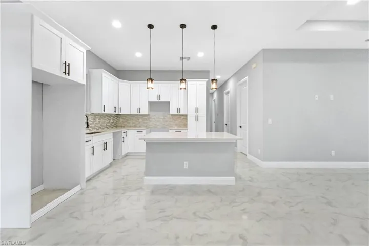 1014 Cortez Ave, Lehigh Acres Fl 33972