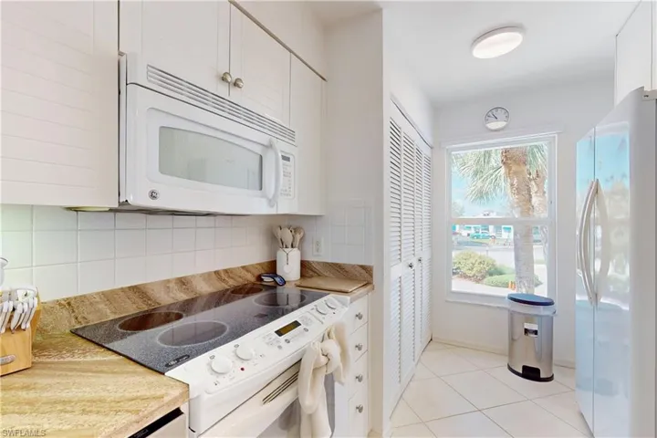 991 N Barfield Dr # 201, Marco Island, Florida 34145