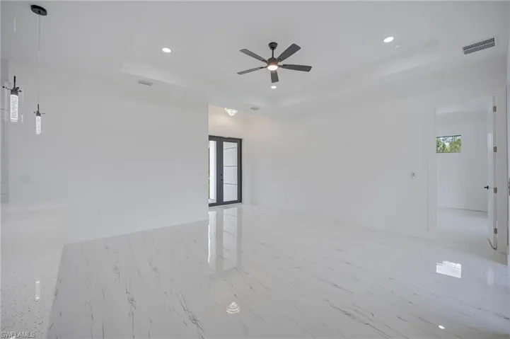 466 Laconic Ave, Lehigh Acres, Florida 33974
