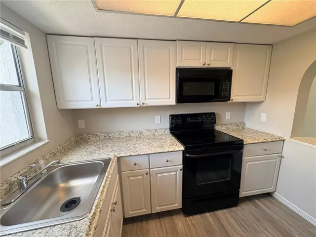 1123 Sw 48th Ter 104, Cape Coral, Florida 33914