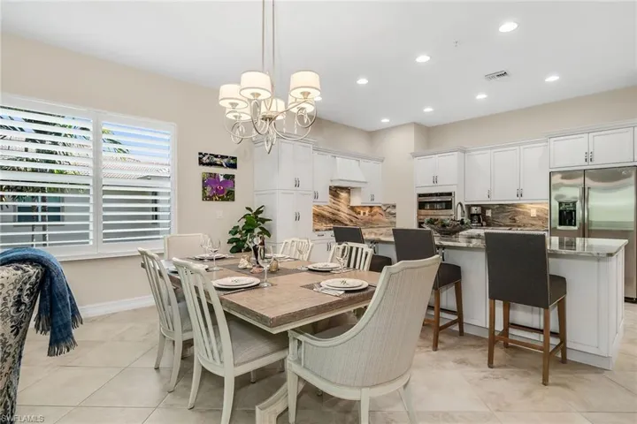7825 Hawthorne Dr 2104, Naples, Florida 34113