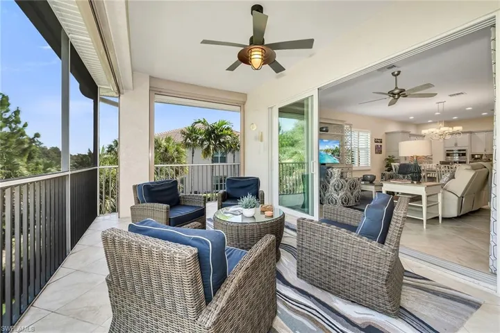 7825 Hawthorne Dr 2104, Naples, Florida 34113