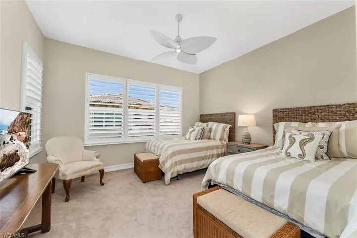 7825 Hawthorne Dr 2104, Naples, Florida 34113