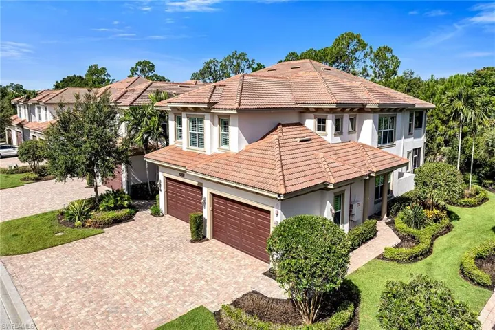 7825 Hawthorne Dr 2104, Naples, Florida 34113