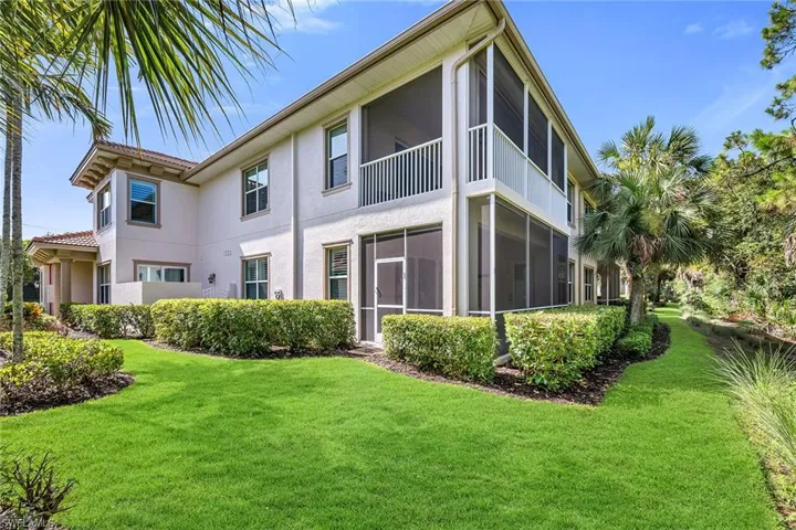7825 Hawthorne Dr 2104, Naples, Florida 34113