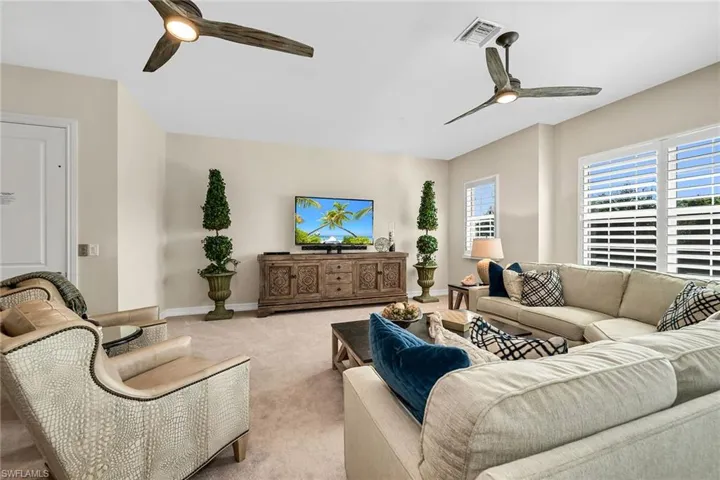 7825 Hawthorne Dr 2104, Naples, Florida 34113