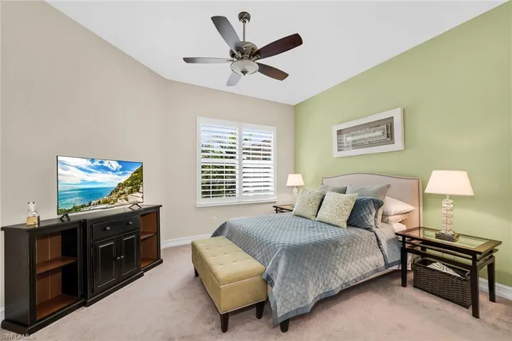 7825 Hawthorne Dr 2104, Naples, Florida 34113