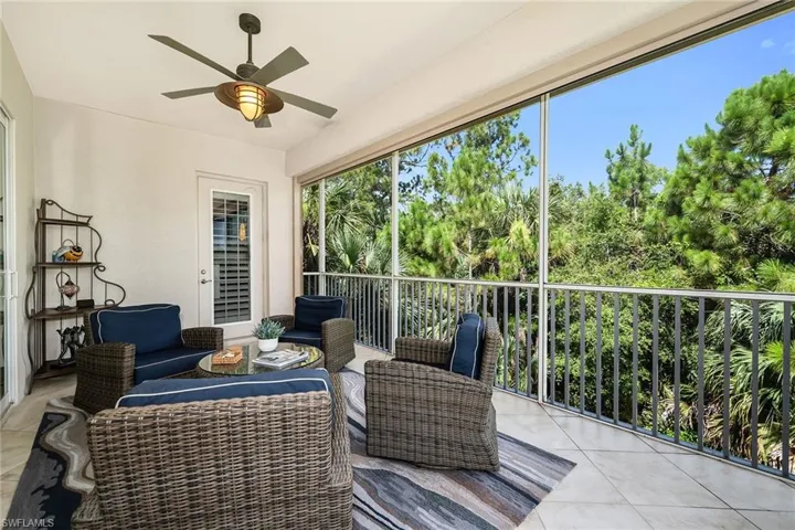 7825 Hawthorne Dr 2104, Naples, Florida 34113