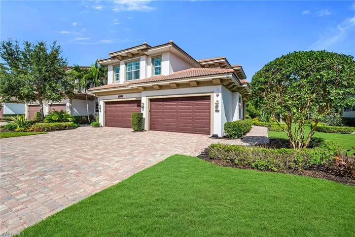 7825 Hawthorne Dr 2104, Naples, Florida 34113