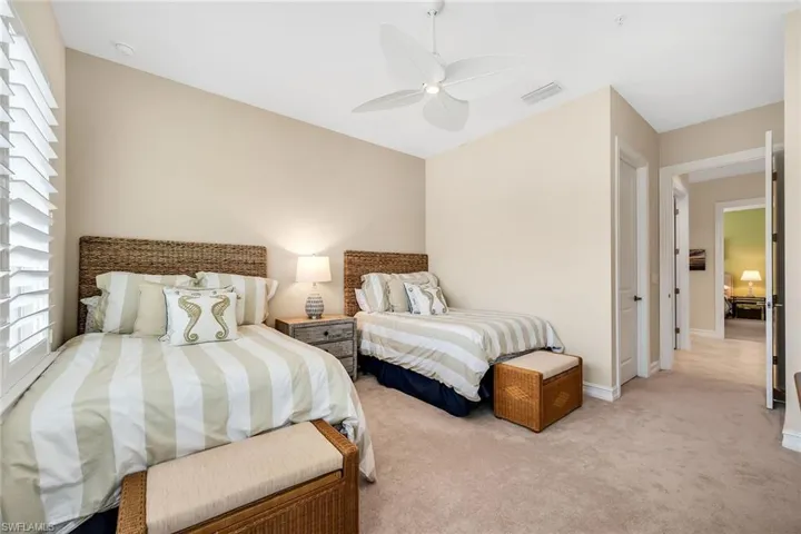 7825 Hawthorne Dr 2104, Naples, Florida 34113