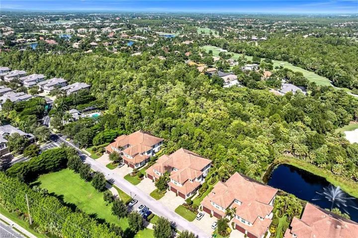 7825 Hawthorne Dr 2104, Naples, Florida 34113