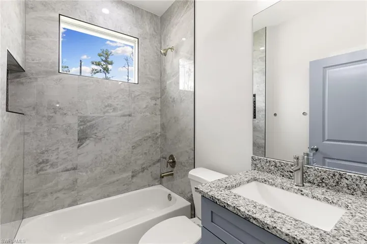 343 Desoto Blvd N, Naples, Florida 34120