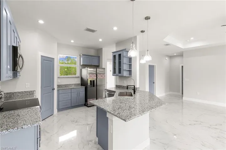 343 Desoto Blvd N, Naples, Florida 34120
