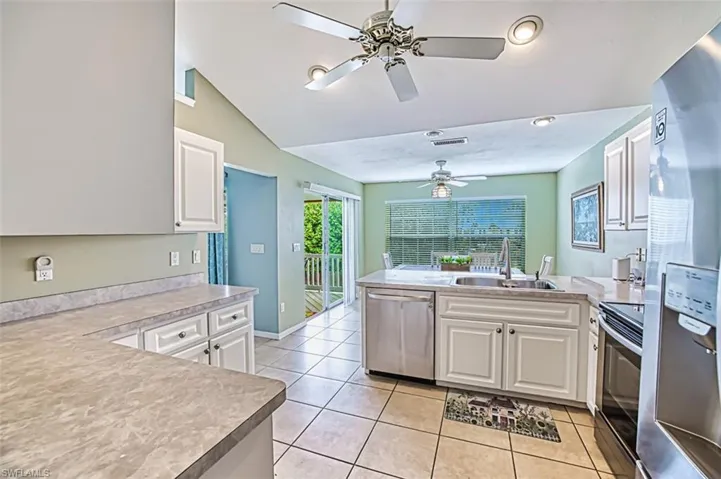 Kitchen with plenty of counter space