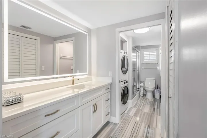 807 River Point Dr D 202, Naples, Florida 34102