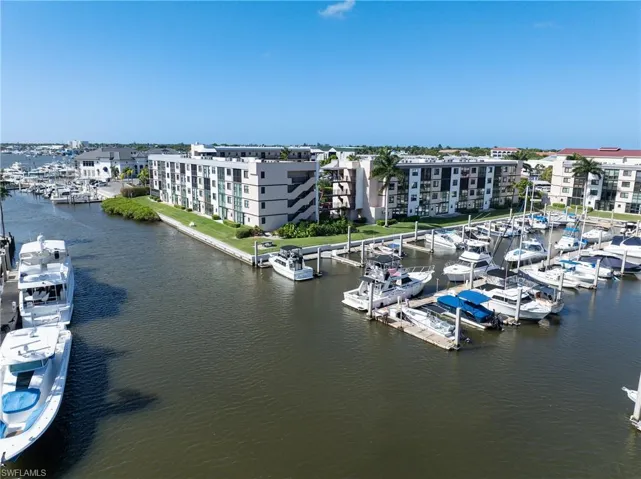 807 River Point Dr D 202, Naples, Florida 34102